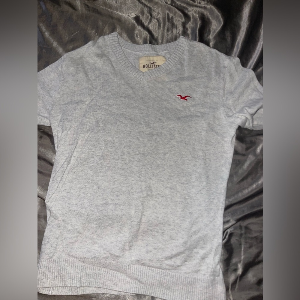 Hollister grey sweater